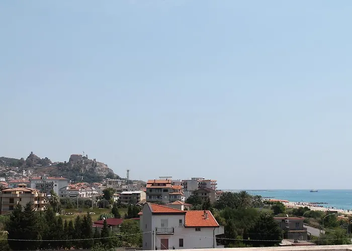 吉安弗兰科公园酒店 3* 罗切拉伊奥尼卡